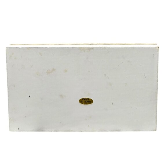 Christmas Winter T-Lite Holder Ice Skaters Wooden Vintage Ewes View w Lite & Box - Picture 7 of 10